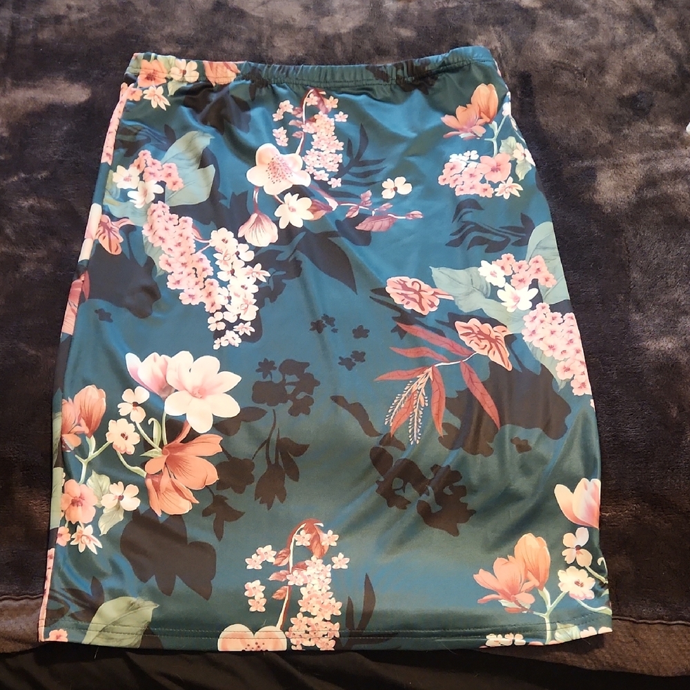 Floral Print Pencil Skirt - Green and Pink